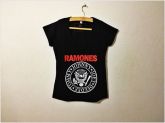 Tee Ramones Preta